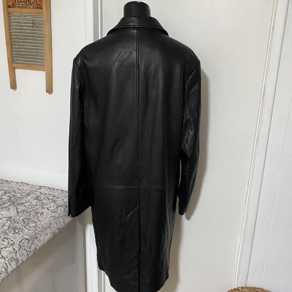 Banana Republic Leather Coat in Black in Size Medium - Picture 5 of 8